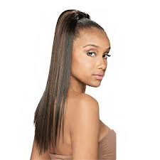 Model Model Equal yaky straight 20“ drawstring ponytail