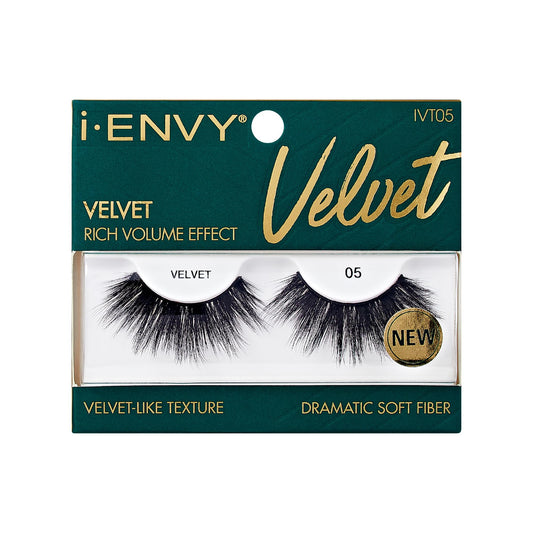 I ENVY VELVET LASHES. IVT05