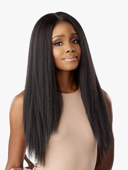 Sensationnel kinky edge 13x6 lace wig. Kinky straight 24“