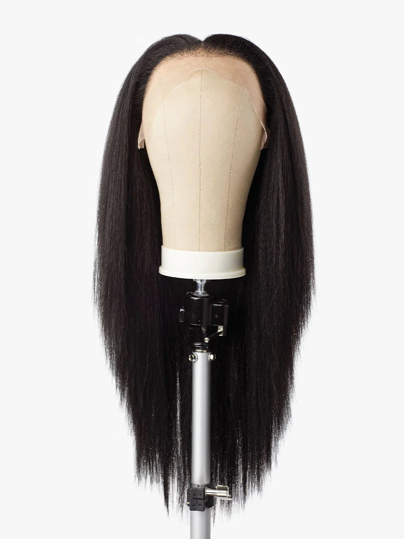 Sensationnel kinky edge 13x6 lace wig. Kinky straight 24“