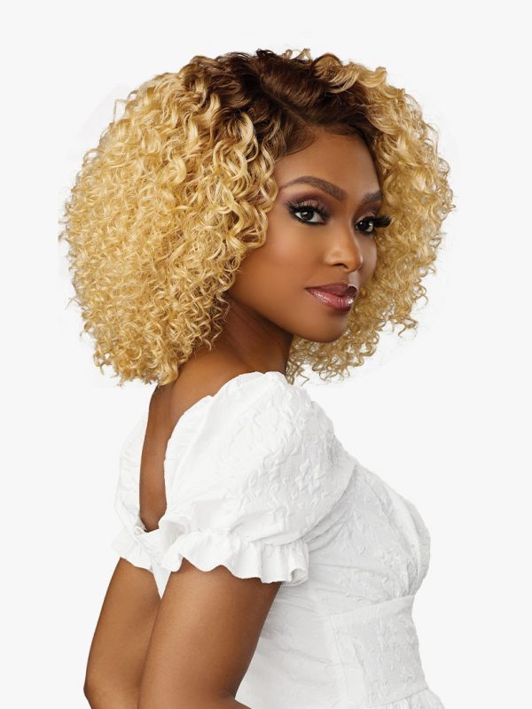 Sensationnel Dashly Lace unit 30 Wig