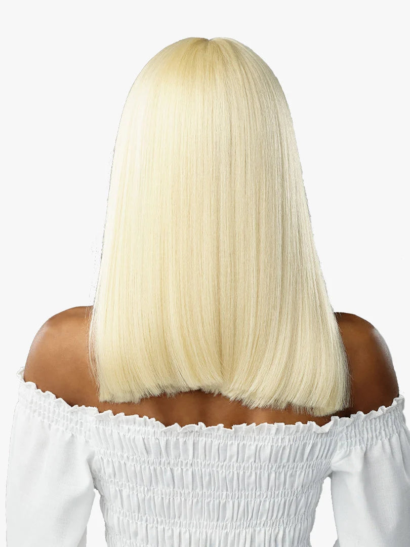 Sensationnel Dashly lace unit 18 wig