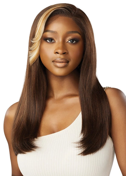 OUTRE MELTED HAIRLINE LACE FRONT WIG. AMELIA