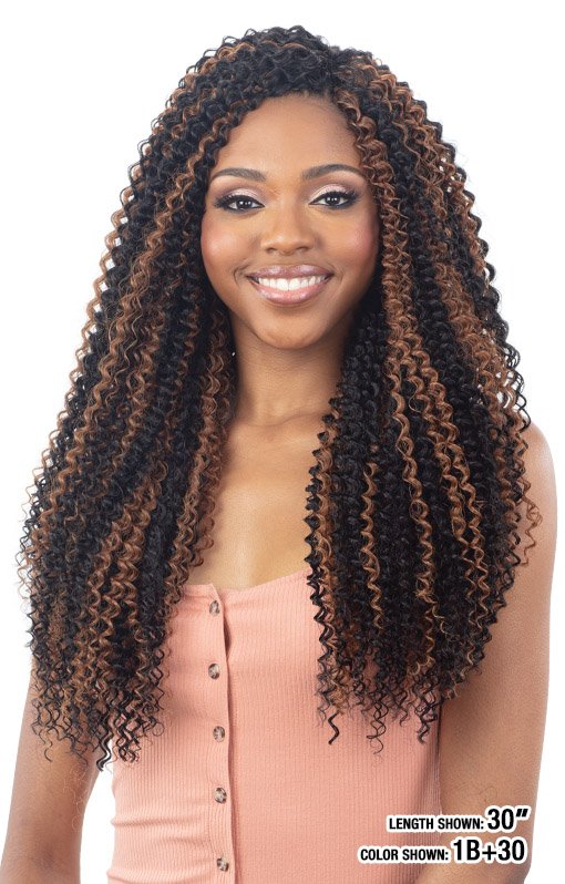 Model Model Gardenia Jheri curl 30"