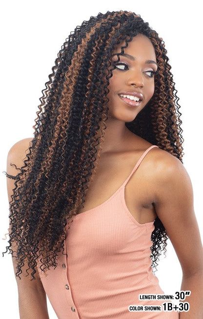 Model Model Gardenia Jheri curl 30"