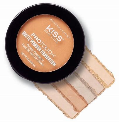 Kiss matte powder foundation. Caramel. KPPF340