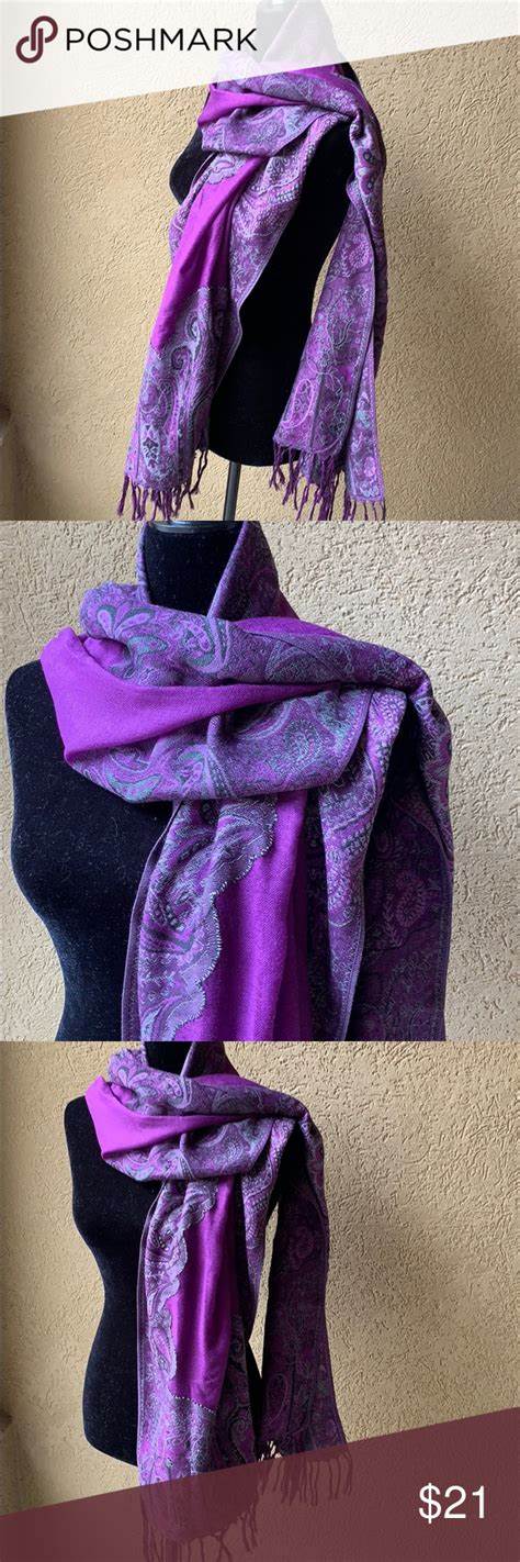 Wrap scarf. Purple