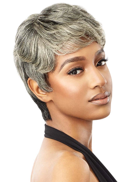 Outre fab & fly full cap wig. Color queen. Beverly