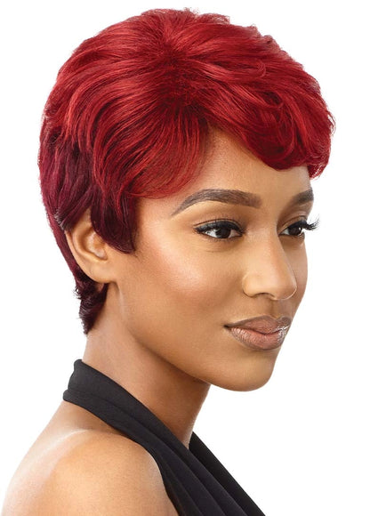 Outre fab & fly full cap wig. Color queen. Beverly