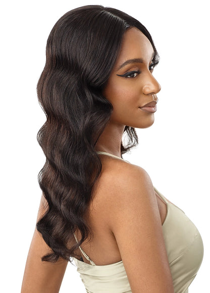 Outre Mytresses gold  label. Lace wig. HH Harlow.