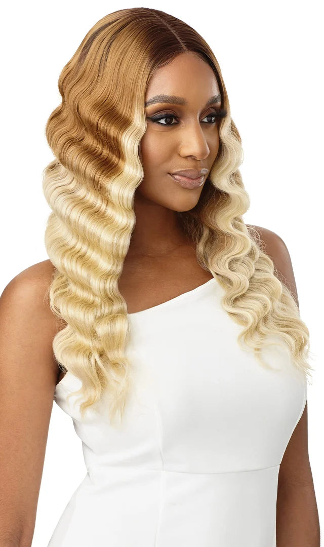 Outre Mariposa wig 22"