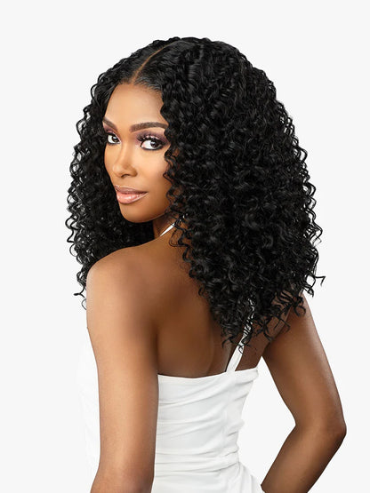 Sensationnel butta lace wig. Water wave 16“