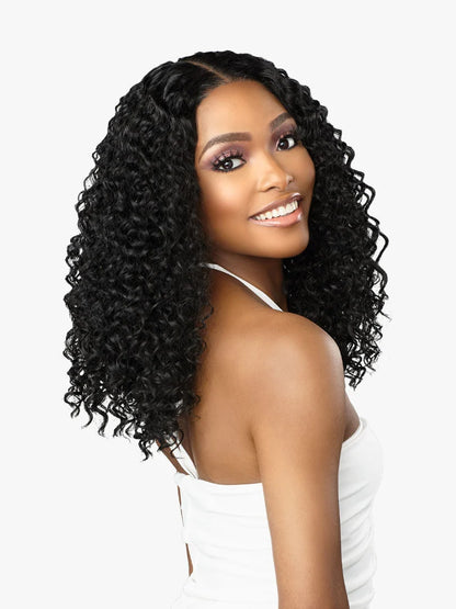 Sensationnel butta lace wig. Water wave 16“