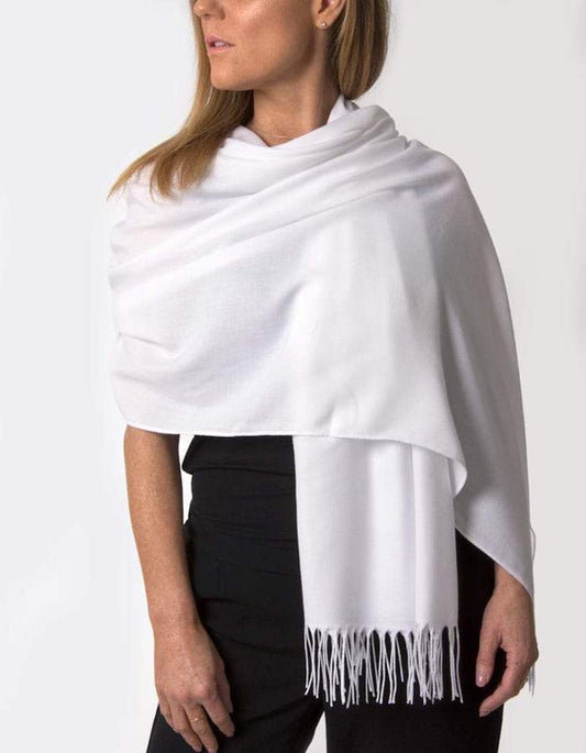 Wrap scarf. White